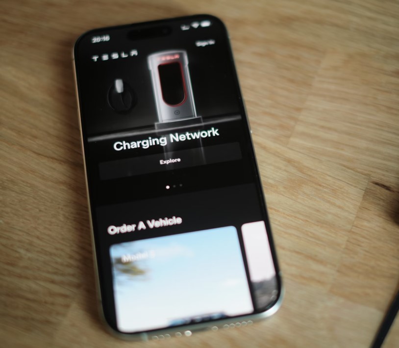Tesla SmartPhone